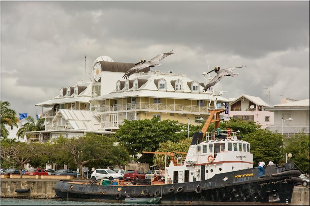 Hotel Saint John Perse Pointe-a-Pitre  Exterior photo