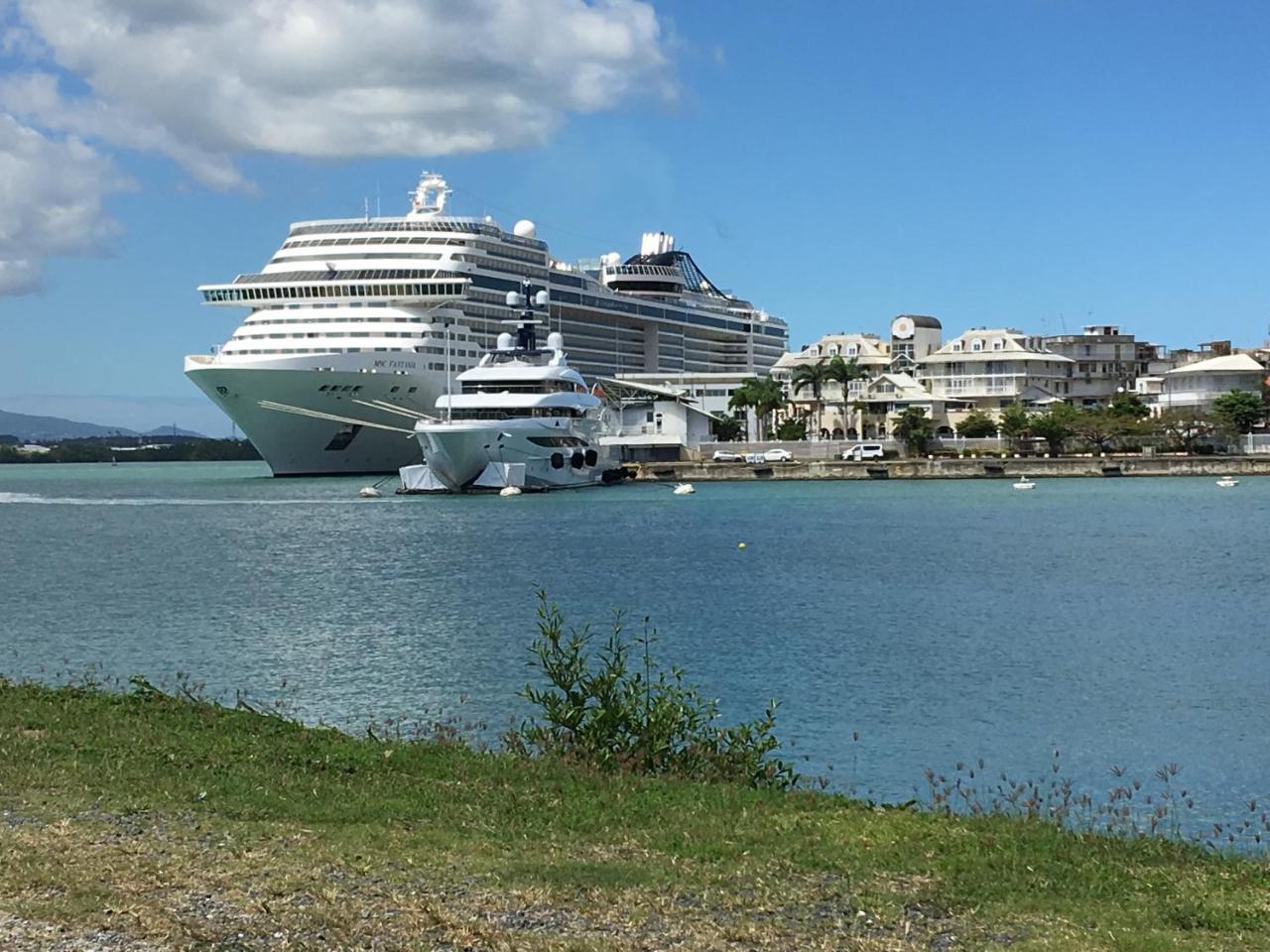 Hotel Saint John Perse Pointe-a-Pitre  Exterior photo