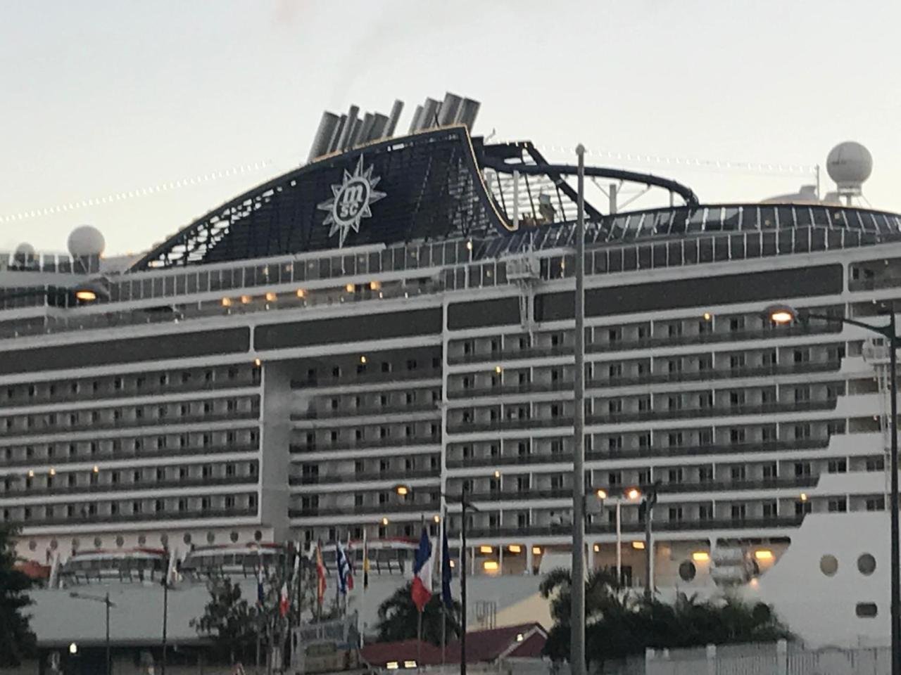 Hotel Saint John Perse Pointe-a-Pitre  Exterior photo